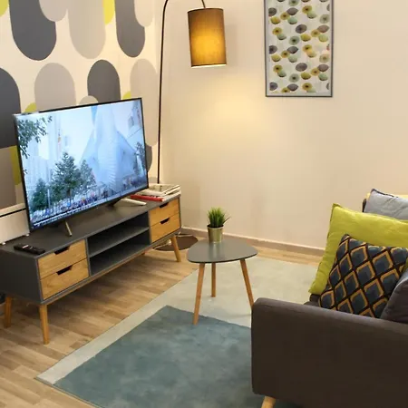 Wonderwall Apartment