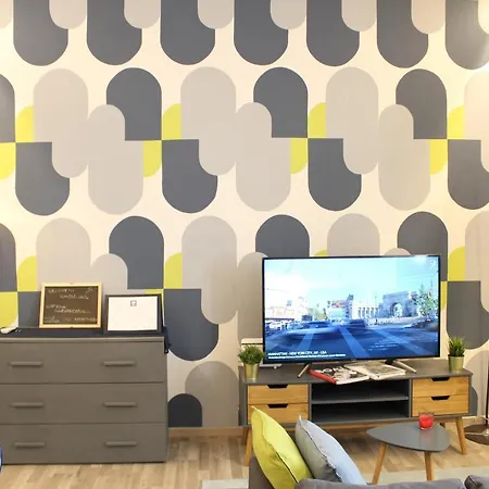 Wonderwall Apartment