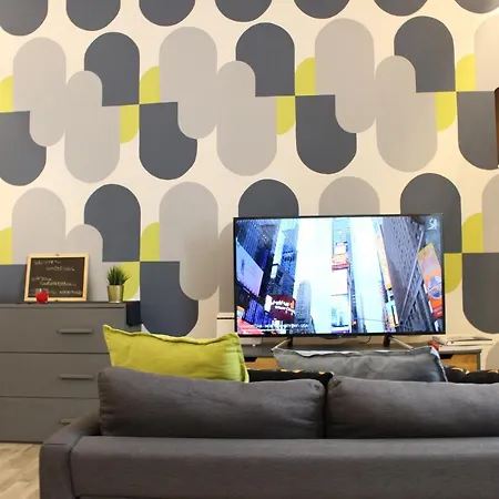 Wonderwall Apartment