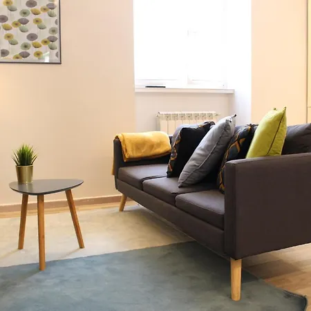 Wonderwall Apartment *